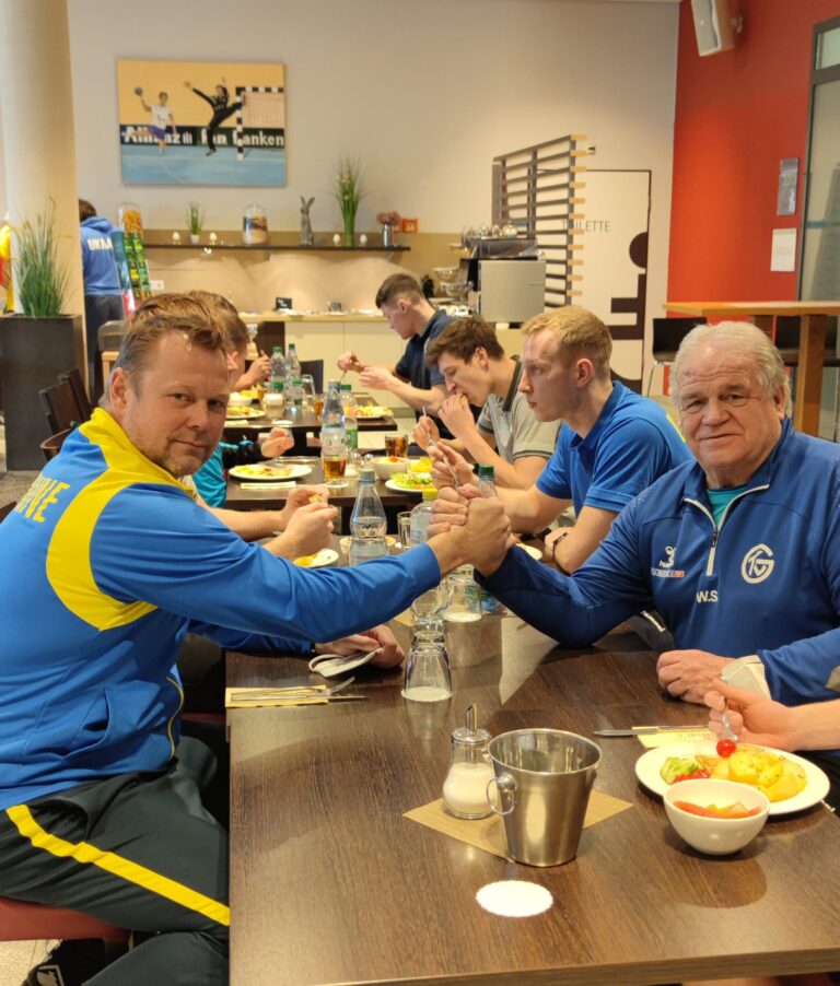 Ukrainische Handballnationalmannschaft im Trainingslager in Großwallstadt